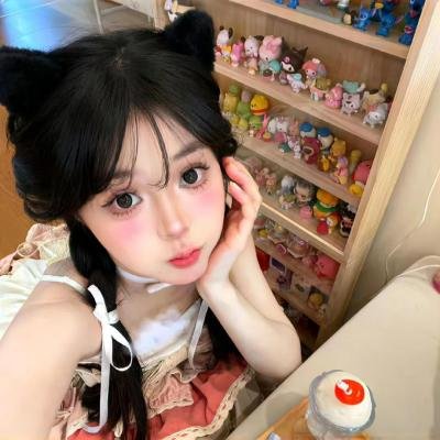 战火中的小狐狸